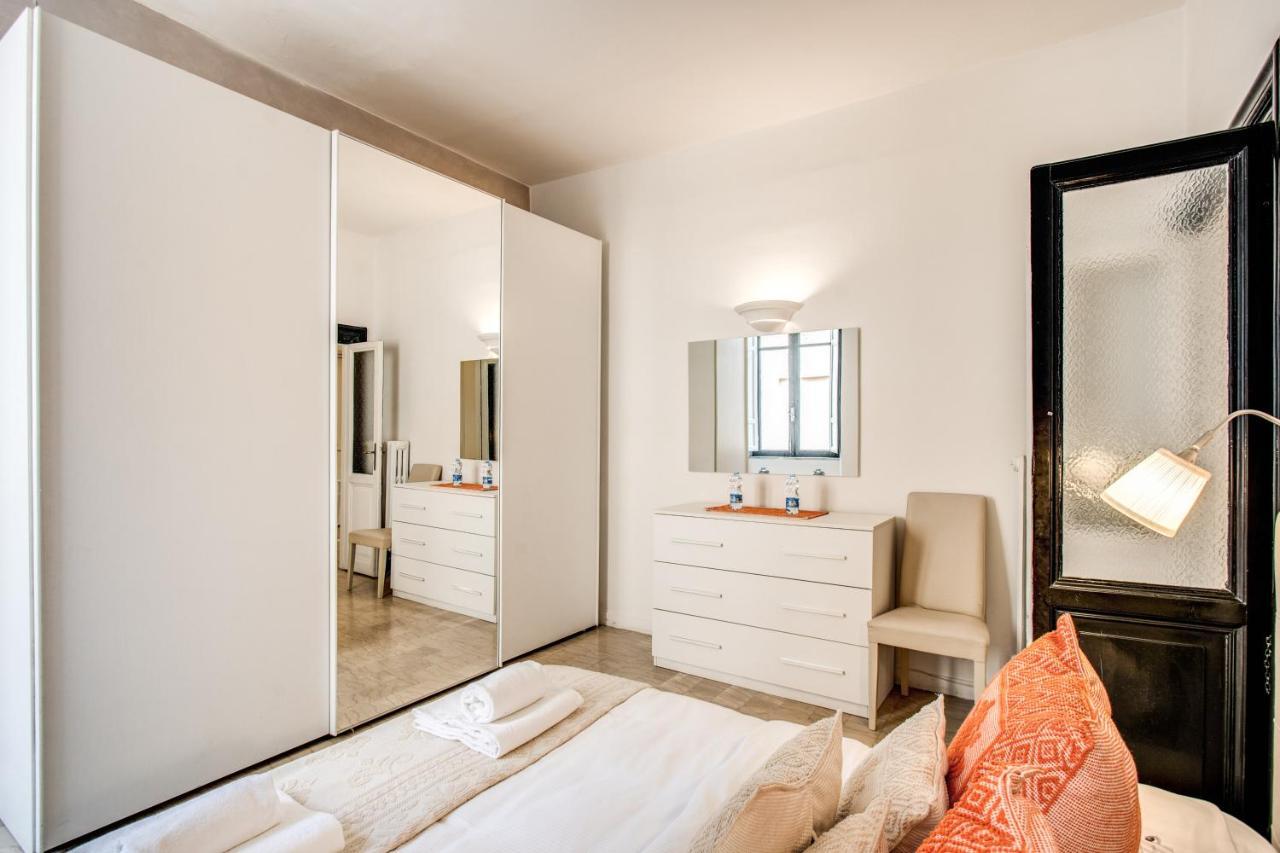 Colonna Suite - Rome Via Del Corso Big Apartment Exterior foto